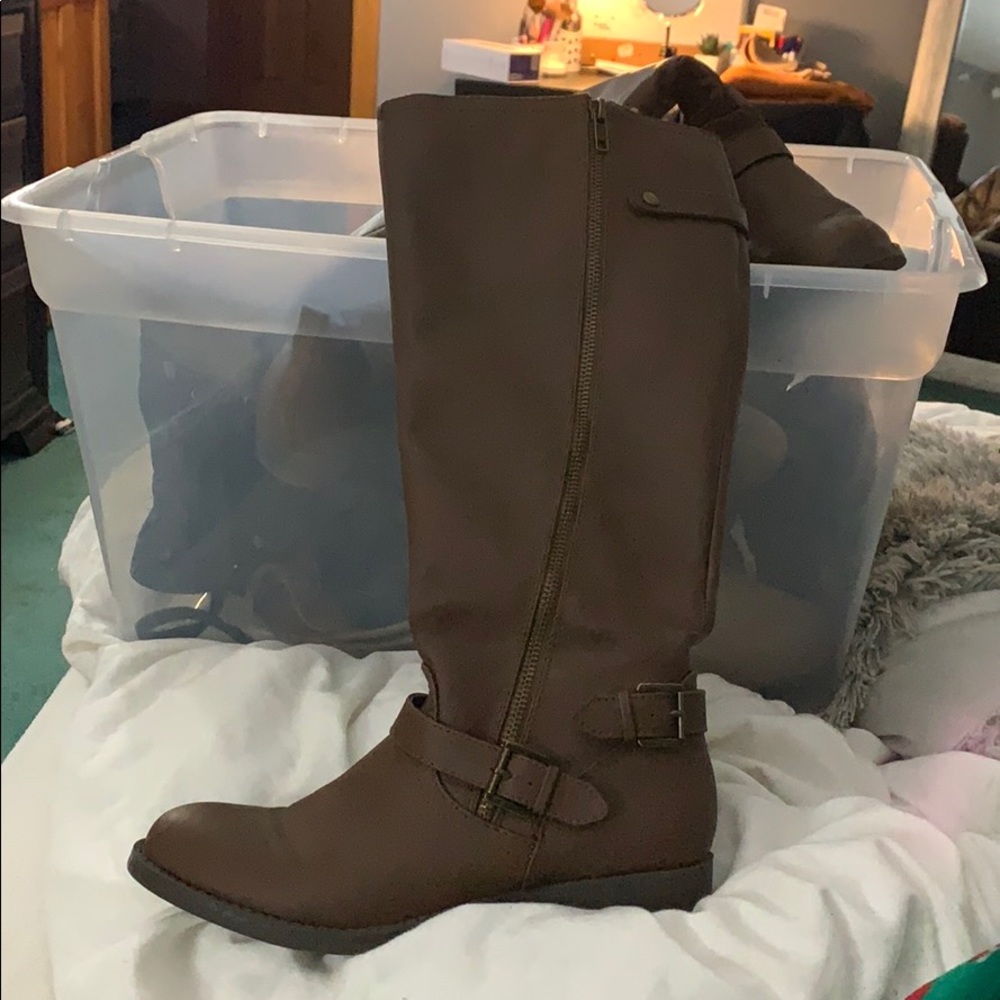 Tan tall boots